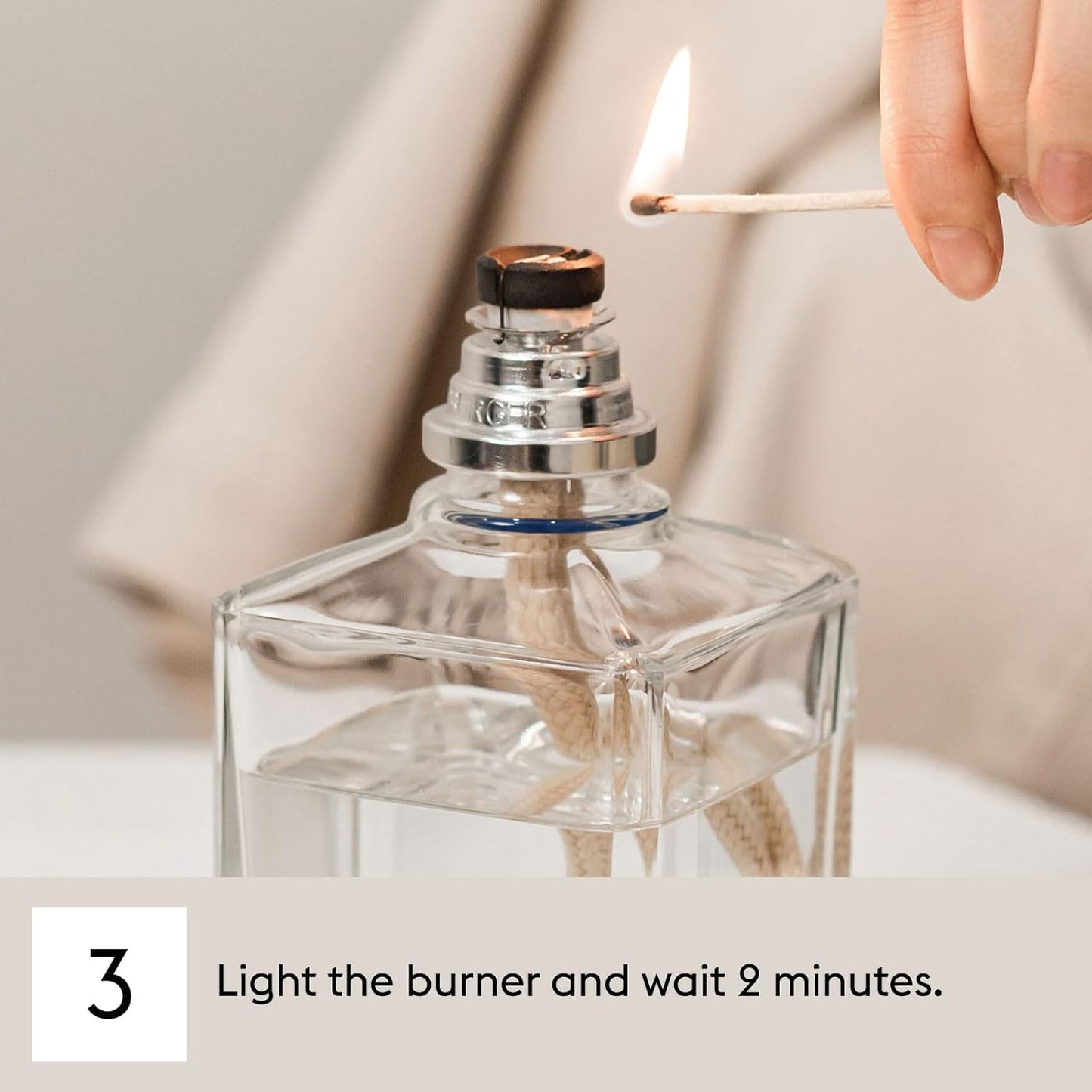 MAISON BERGER - Aquatic Freshness - Lampe Berger Fragrance Refill for Home Fragrance Oil Diffuser - Air Freshener - Eugenol Essential Oil - 33.8 Fluid Ounces - 1 Liter