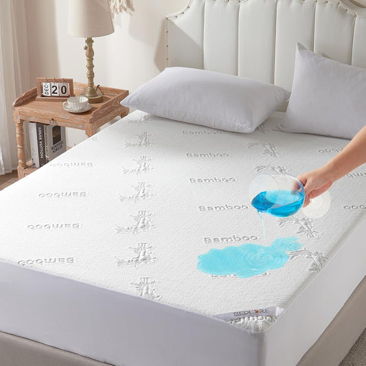 Waterproof Queen Size Mattress Protector, Mattress Pad Fitted 6"-18" Deep Pocket, 3D Air Fabric Bed Mattress Cover Noiseless Washable for Bedroom, Hotel