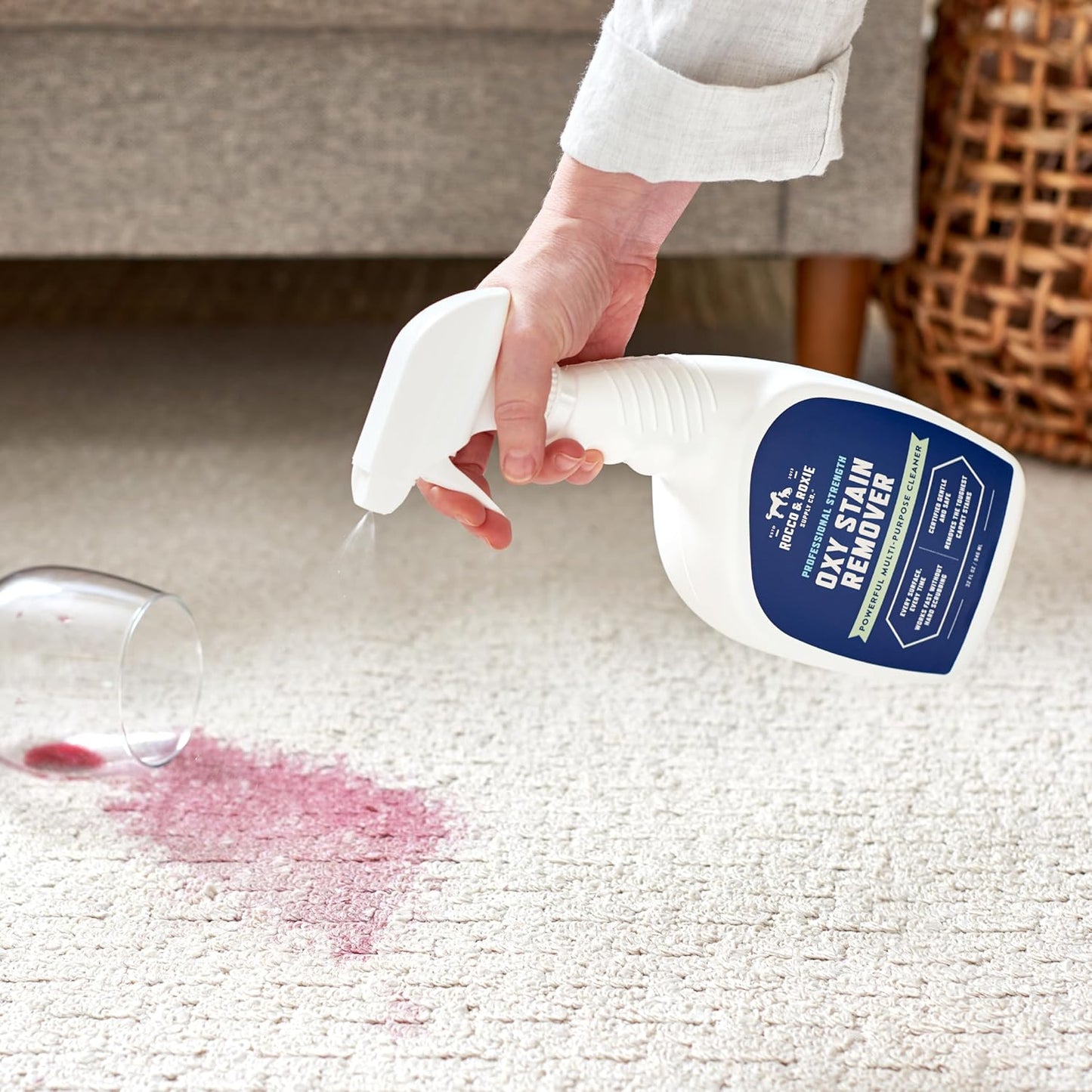 Rocco & Roxie Oxy Stain Remover - Oxygen Powered Carpet Cleaner Spray - Pet Stain Remover for Carpet, Spot Cleaner for Upholstery, Couch, Laundry, Rug, Clothes, Car Seat, Mattress, Sofa, and More